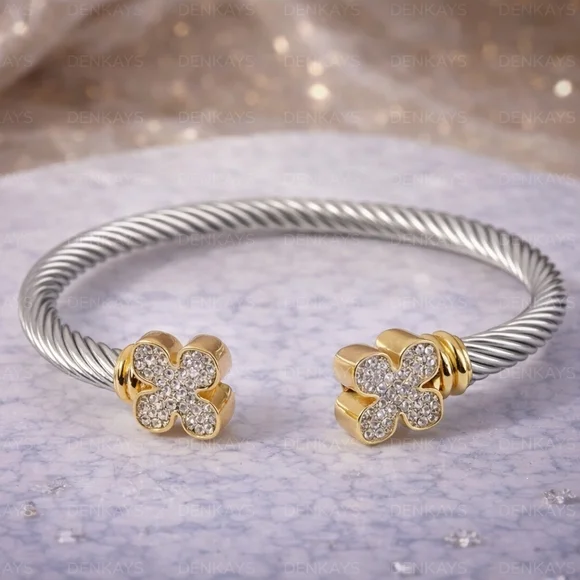 Elegant Gold and Silver Women's Bracelet - Picture 4 of 4